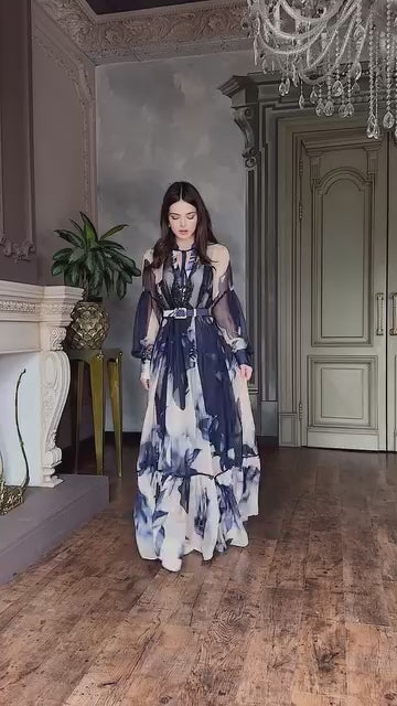 فستان طويل أسود وأبيض مشجر أكمام